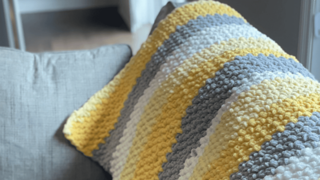 10 Bernat Baby Blanket Yarn Patterns Fun Crochet Patterns - Bernat Baby Blanket Crochet Patterns