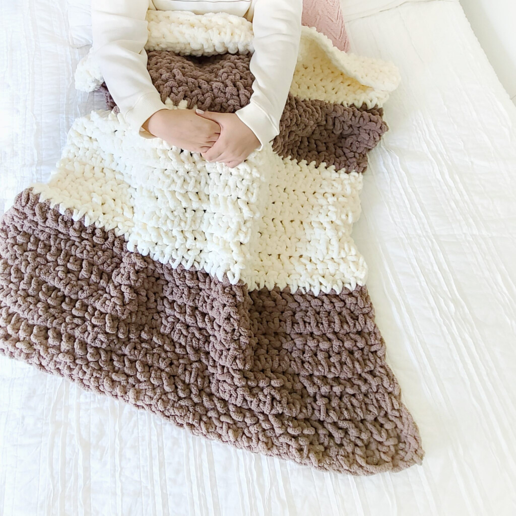 All About Bernat Blanket Yarn plus 26 Free Crochet Patterns Easy  - Free Blanket Yarn Crochet Patterns