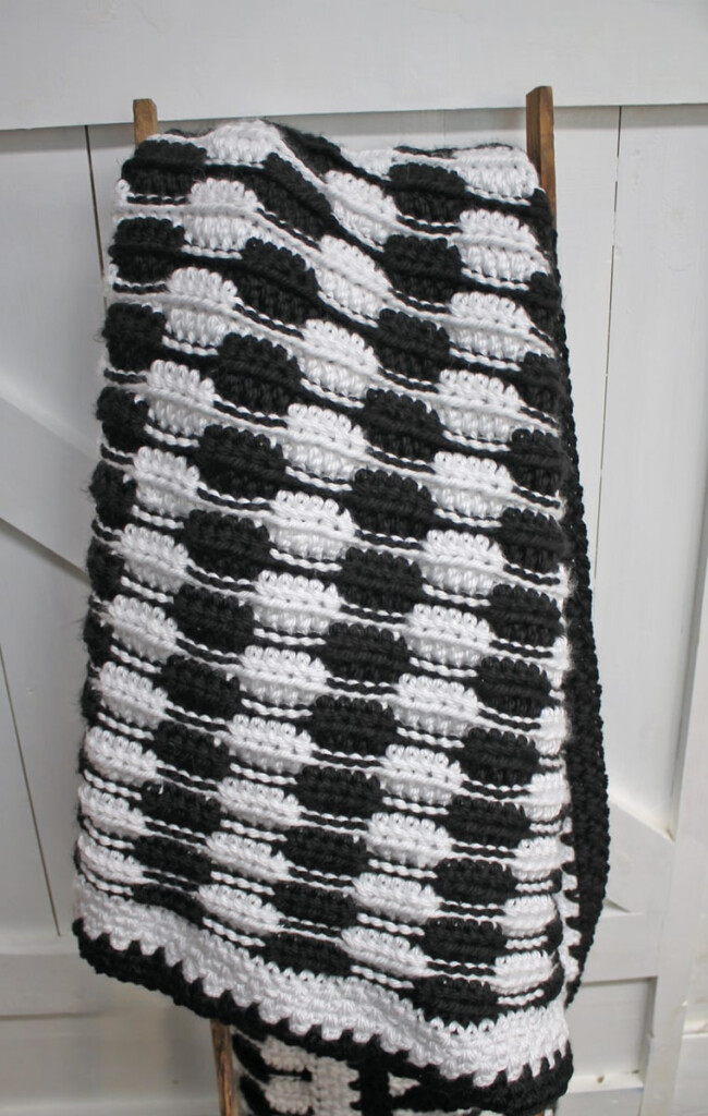 Black And White Crochet Blanket Pattern Easy Wave Throw A More  - Black And White Crochet Blanket Pattern