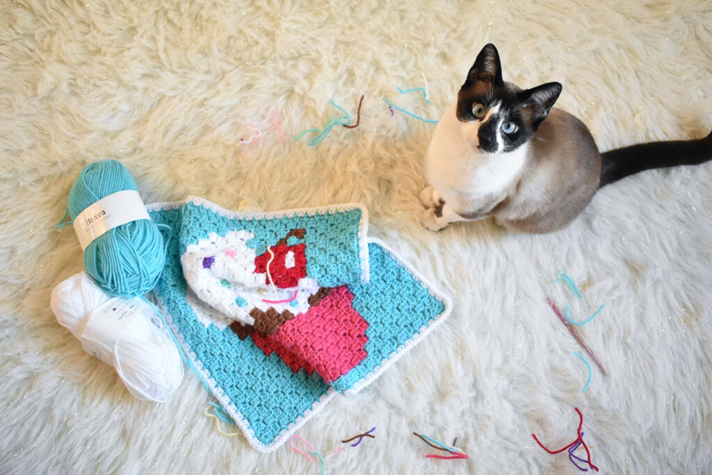 C2C Cupcake Crochet Blanket Square Sweet Treats CAL Blog Hop Square  - Cupcake Crochet Blanket Pattern