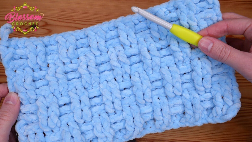 EASIEST Crochet Blanket For Bulky Yarn How To Crochet The Mini Weave  - Jumbo Yarn Crochet Blanket Patterns