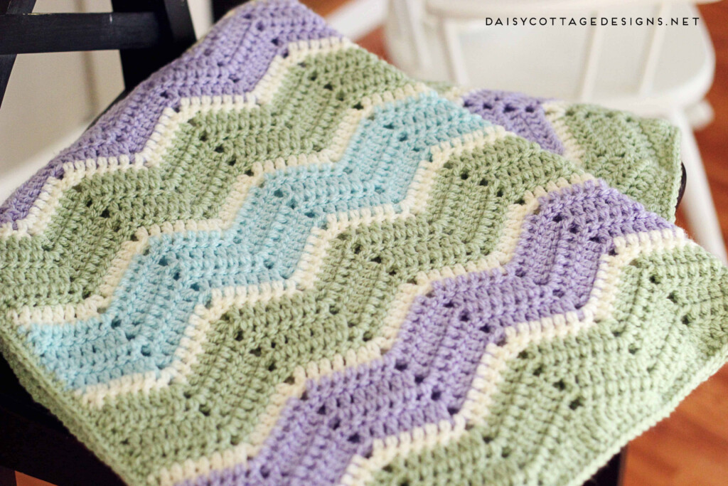 Easy Chevron Blanket Crochet Pattern Daisy Cottage Designs - Crochet Pattern For Chevron Blanket
