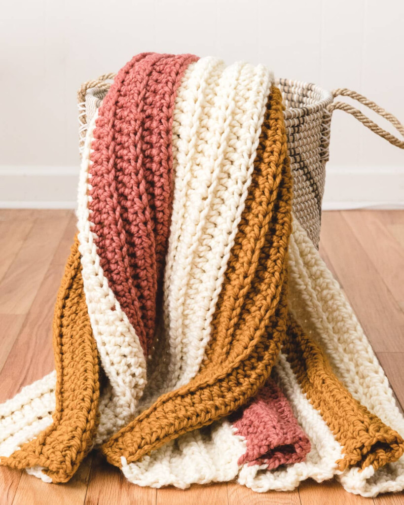 How To Crochet A Blanket Free Pattern Sarah Maker - Large Crochet Hook Blanket Pattern