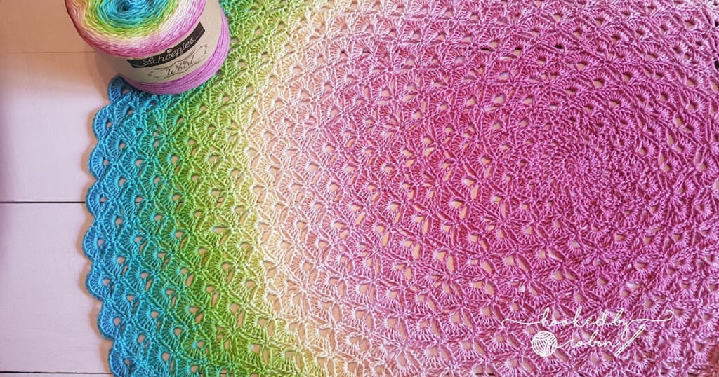 Lotus Flower Blanket Free Crochet Circle Blanket Pattern And Video  - Crochet Flower Blanket Free Pattern