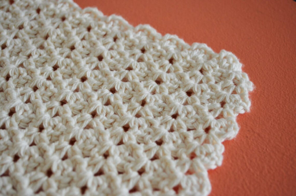 Pattern Simple Scallop Crochet Baby Blanket For Baby Girl Or Baby Boy  - Scallop Crochet Blanket Pattern