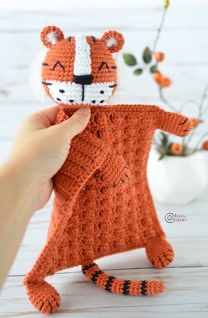 Tiger Security Blanket Free Crochet Pattern By Elisa s Crochet - Security Blanket Crochet Pattern