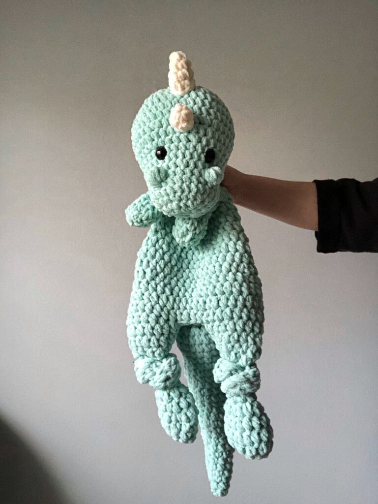 Valentine Dino Crochet - Dino Blanket Crochet Pattern